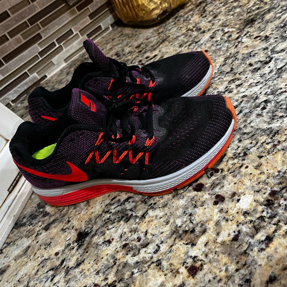 Nike Air Zoom Vomero 10 running shoes sneakers US 8.5